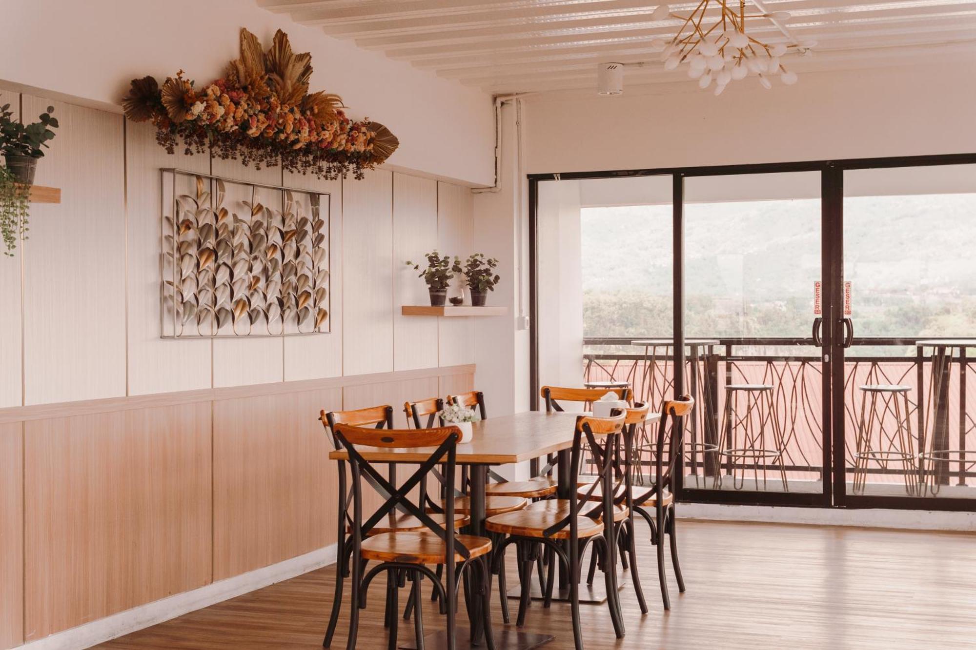 Fahira Hotel Syariah 武吉丁宜 外观 照片