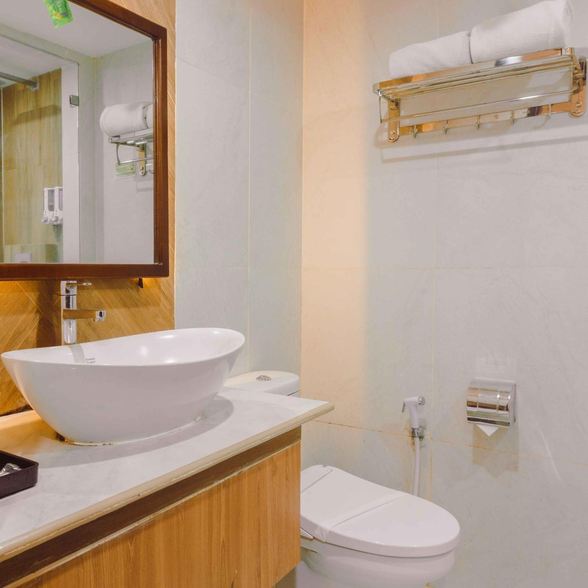 Fahira Hotel Syariah 武吉丁宜 外观 照片